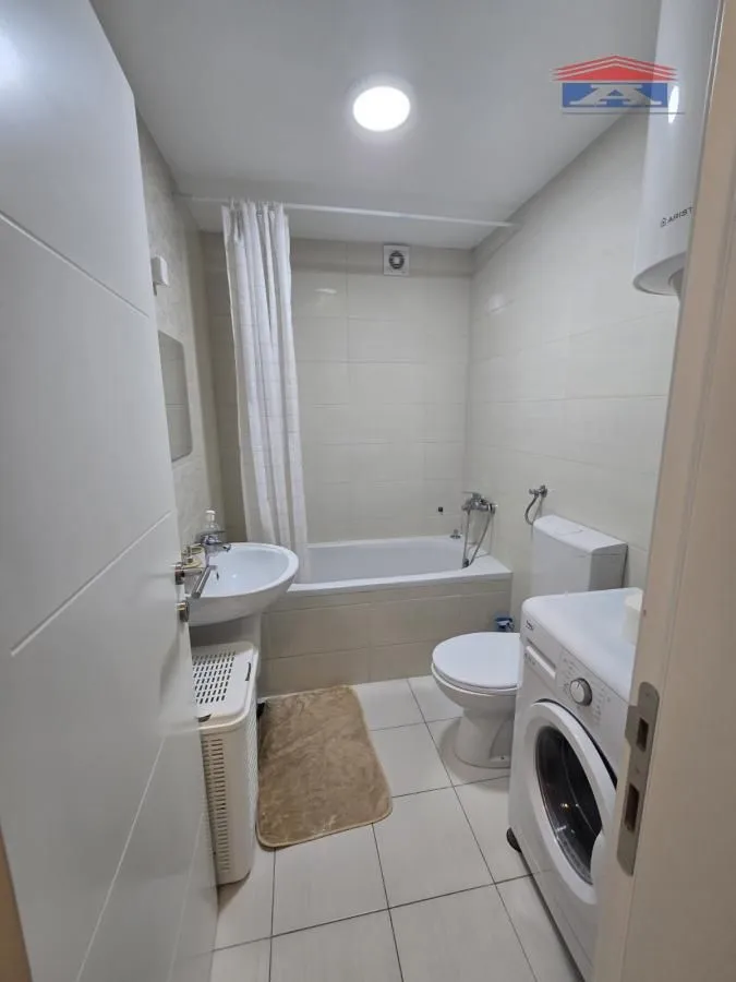 Izdavanje, dvosoban stan, 46m², Grbavica, Novi Sad Sve Podlokacije