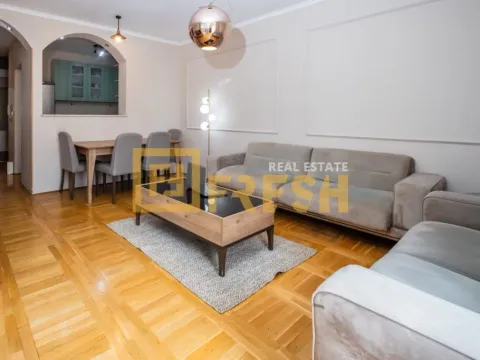 Prodaja, dvosoban stan, 70m², Cetinje, Crna Gora - image 2