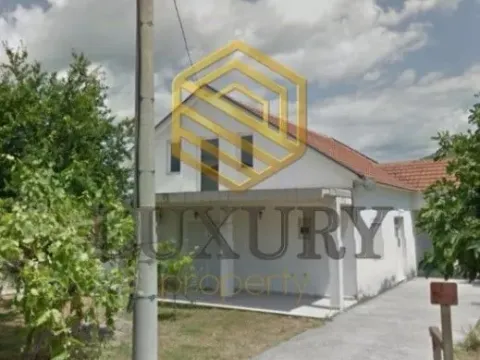 Prodaja, kuća, 250m², Murtovina, Podgorica - image 3