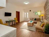 Sale, house, 75m², Buljarica, Budva - image 10