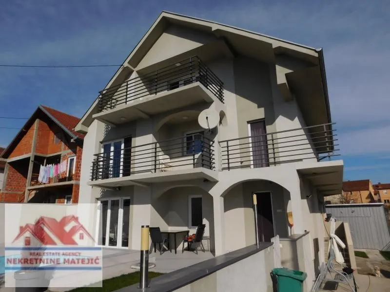 Prodaja, kuća, 250m², Ćava, Kragujevac