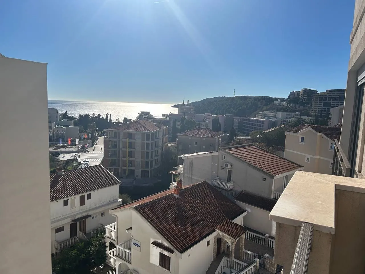 Izdavanje, jednosoban stan, 45m², Bečići, Budva