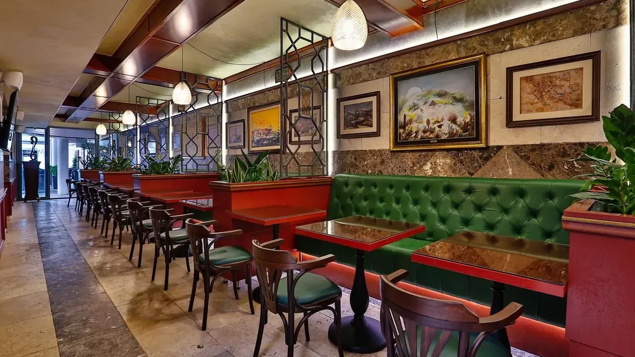 Rent, office space, 490m², Centar, Budva