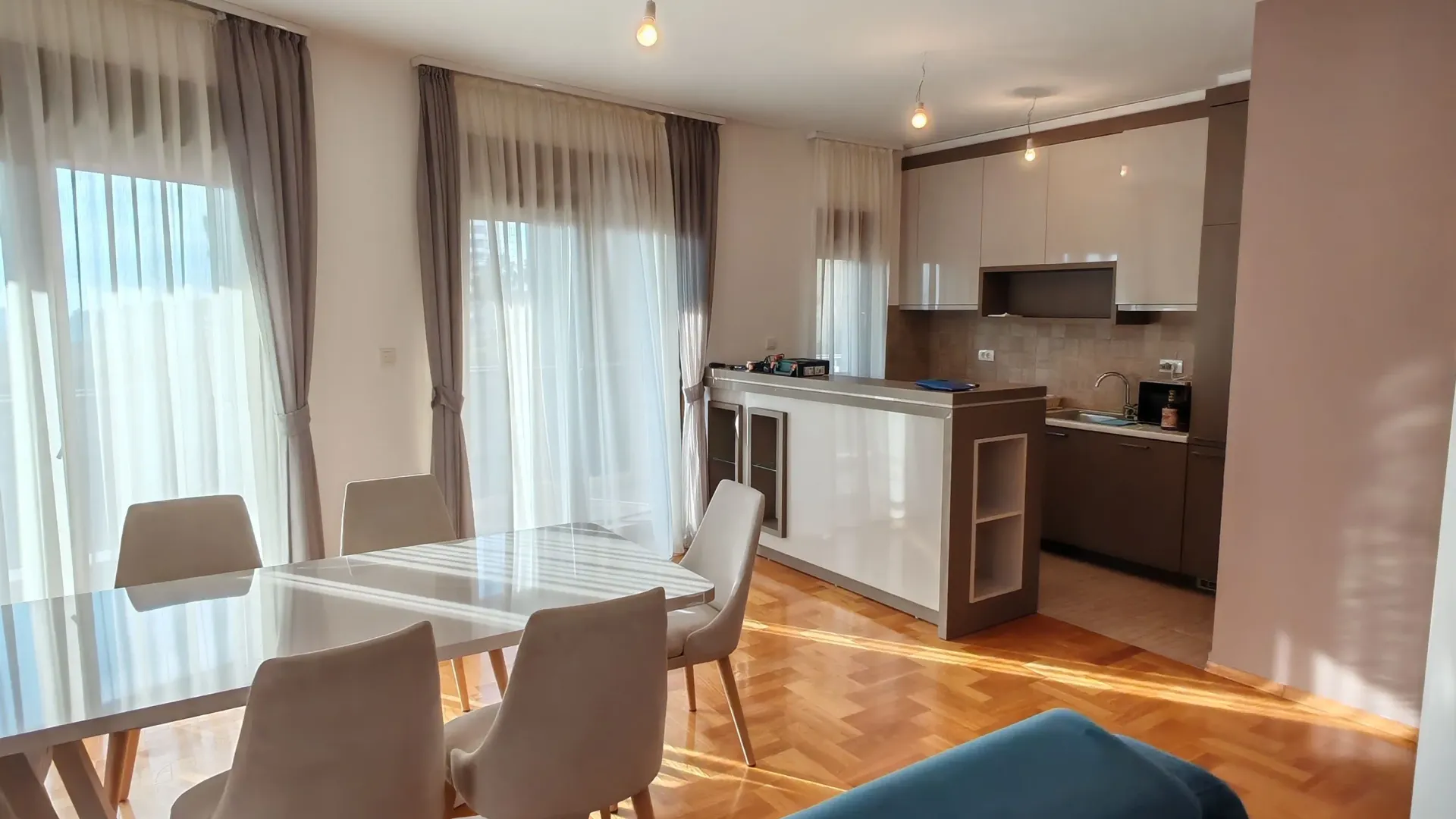 Sale, two bedroom apartment, 130m², Bečići, Budva