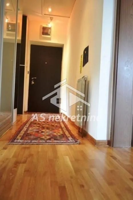 Rent, two bedroom apartment, 50m², Kalenić Pijaca, Vračar Sve Podlokacije