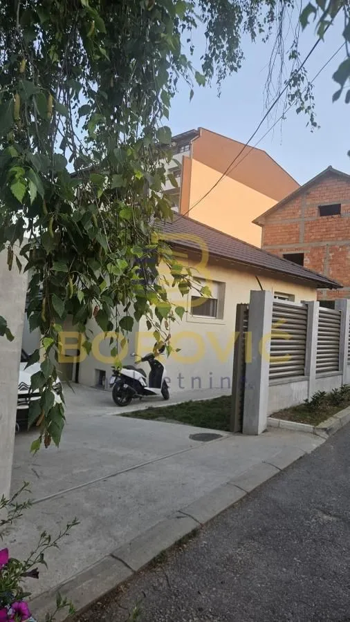 Rent, four bedroom apartment, 100m², Trošarina, Voždovac Sve Podlokacije