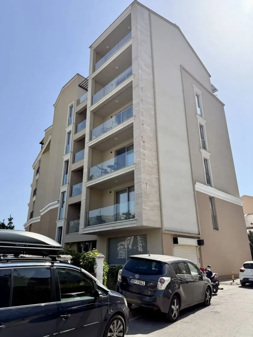 Sale, two bedroom apartment, 52m², Bečići, Budva