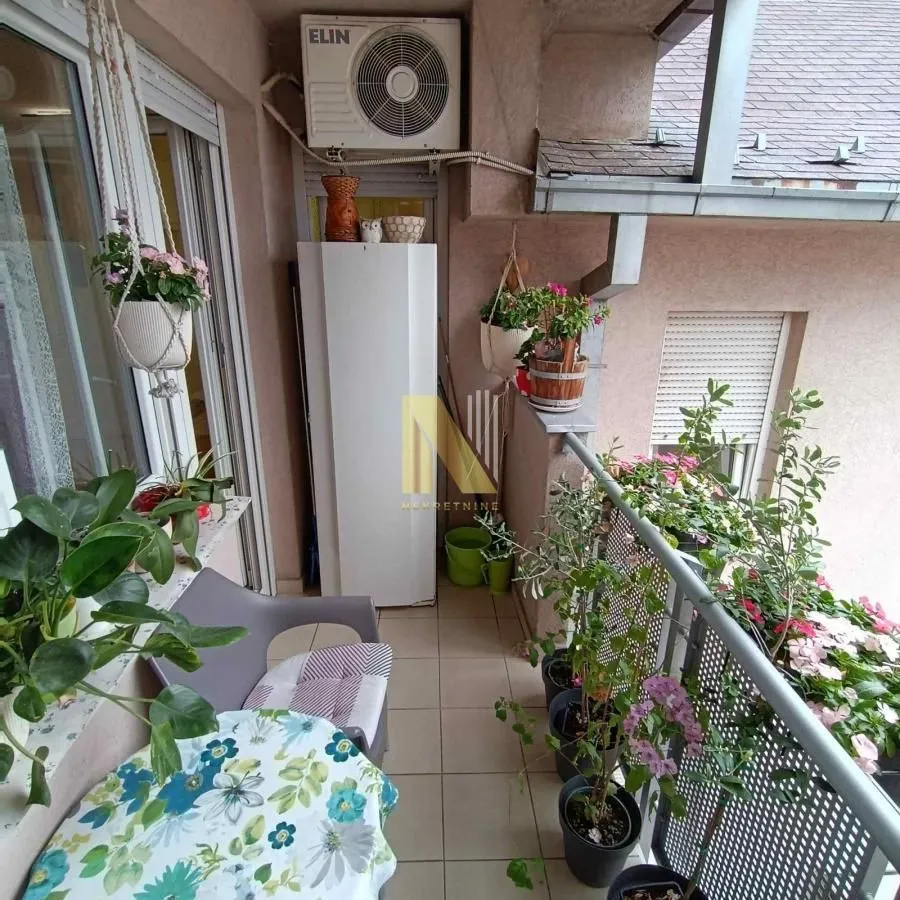 Prodaja, trosoban stan, 90m², Nova Detelinara, Novi Sad Sve Podlokacije