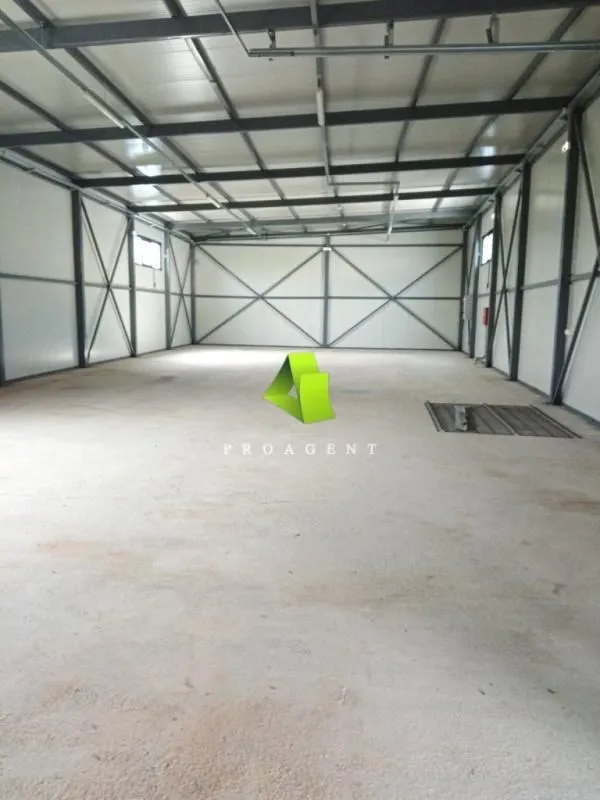 Rent, office space, 2962m², Pantelej, Niš