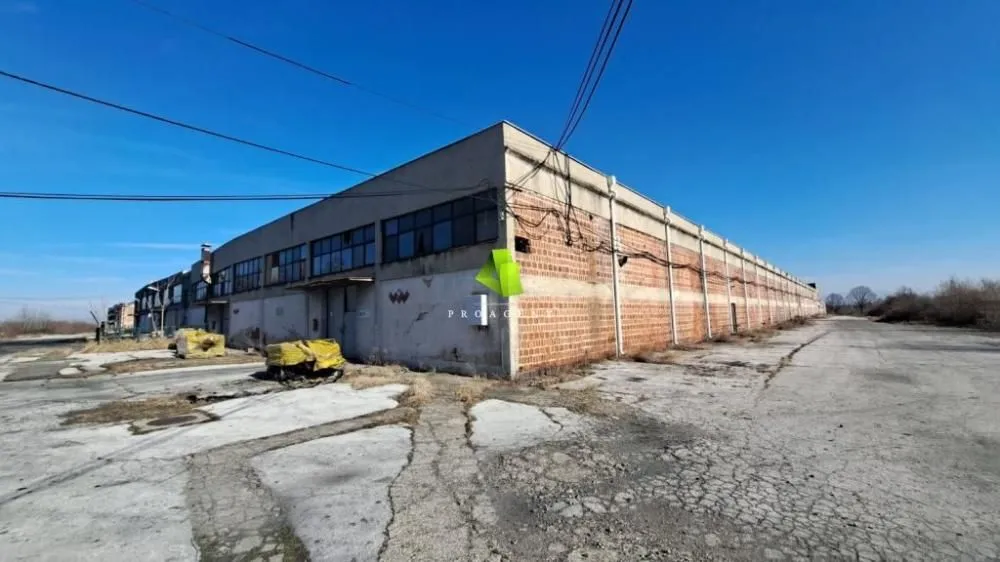 Rent, office space, 1700m², Palilula, Niš