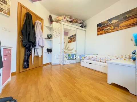 Sale, four bedroom apartment, 196m², Centar, Podgorica - image 10