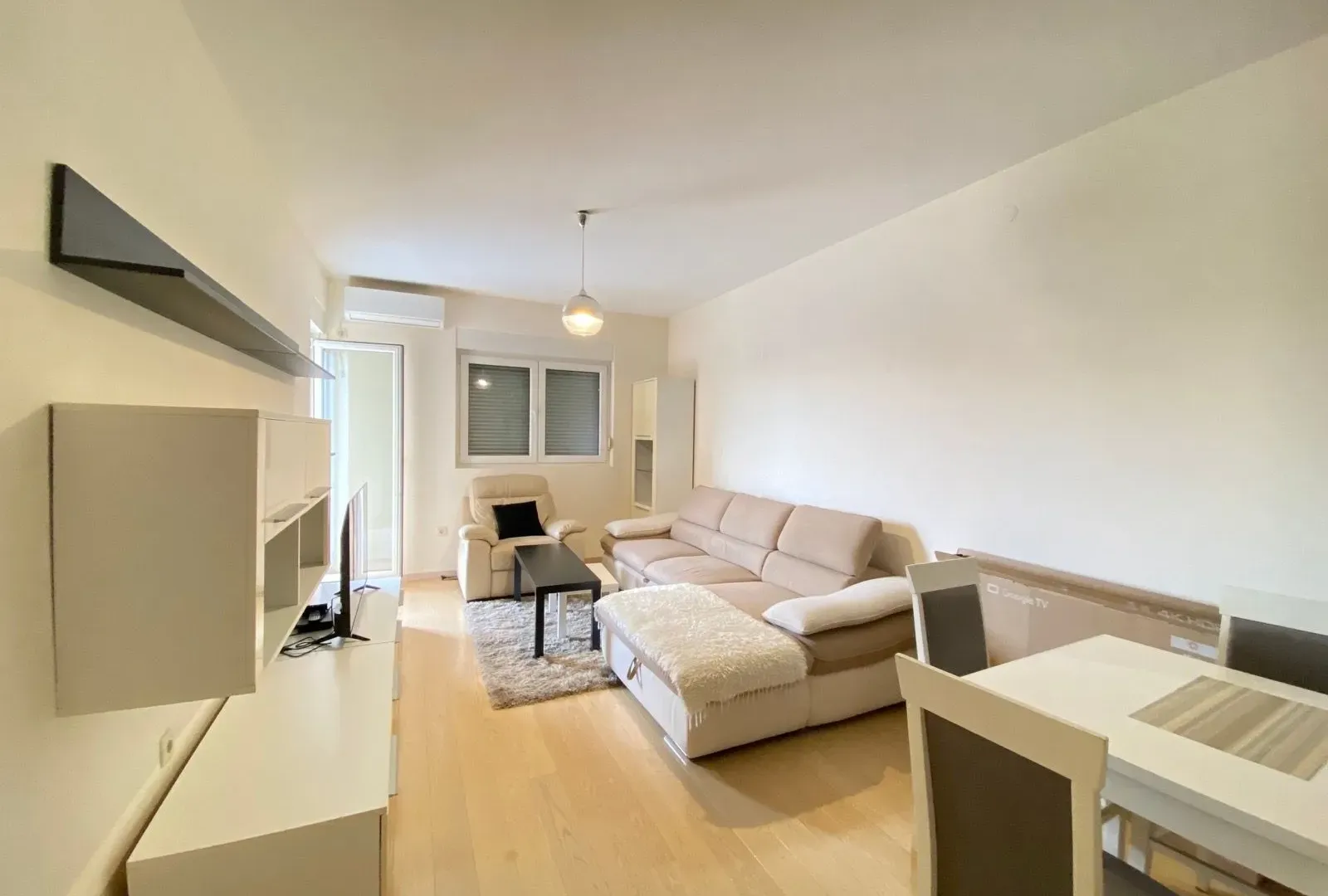 Rent, one bedroom apartment, 48m², City Kvart, Podgorica