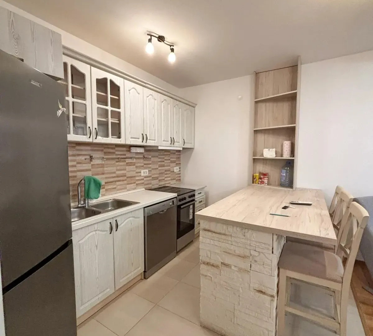 Prodaja, stan, 45m², Kalimanj, Tivat