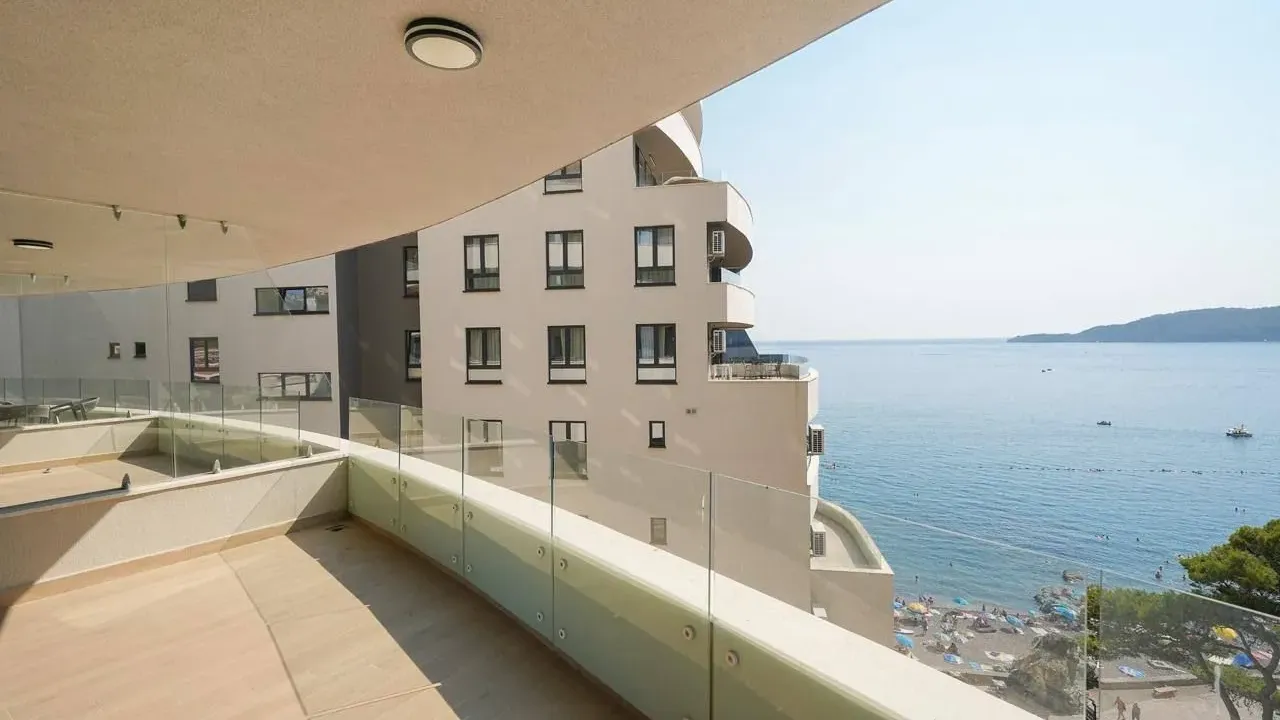 Sale, one bedroom apartment, 71m², Rafailovići, Budva