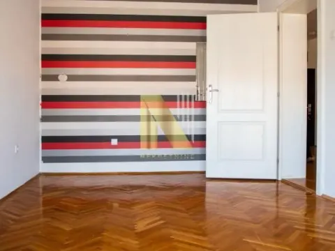 Prodaja, četvorosoban stan, 120m², Centar, Novi Sad - image 8