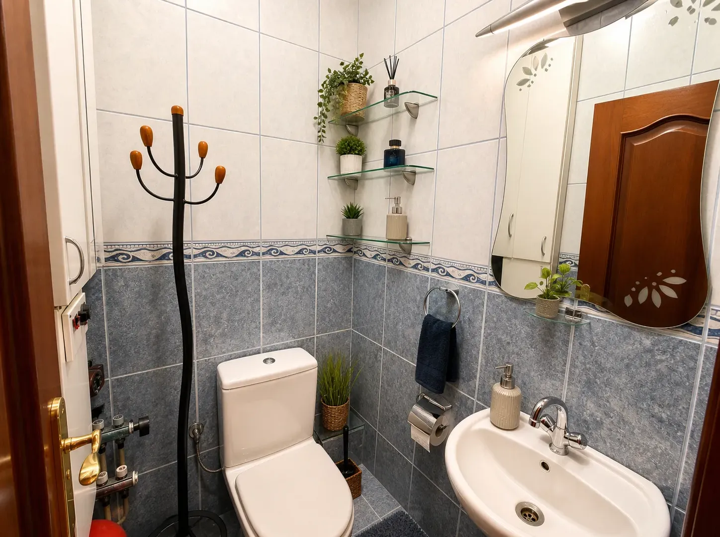 Izdavanje, trosoban stan, 100m², Gorica C, Podgorica