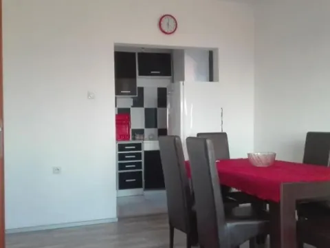 Rent, house, 80m², Šušanj, Bar - image 2