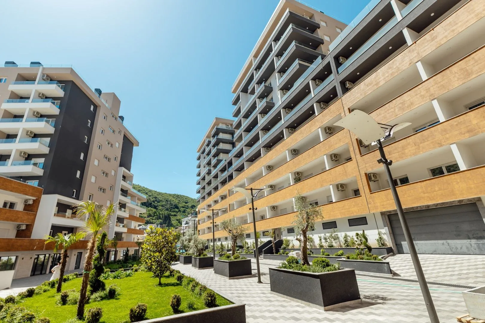 Prodaja,  parking/garaža, 20m2, Budva