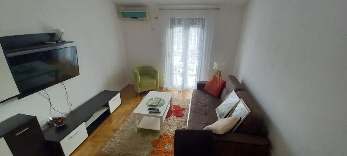 Rent, two bedroom apartment, 57m², City Kvart, Podgorica