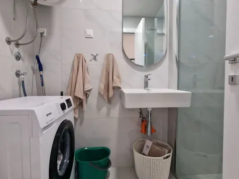 Izdavanje, jednosoban stan, 46m², Budva, Crna Gora - image 21