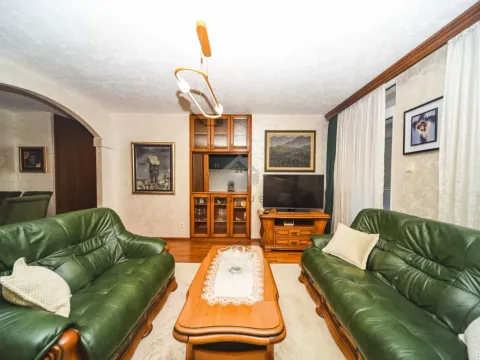 Rent, two bedroom apartment, 73m², Preko Morače, Podgorica - image 2