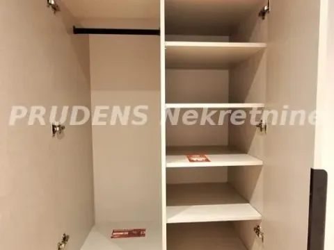Izdavanje, dvosoban stan, 62m², Vračar Sve Podlokacije, Beograd - image 11