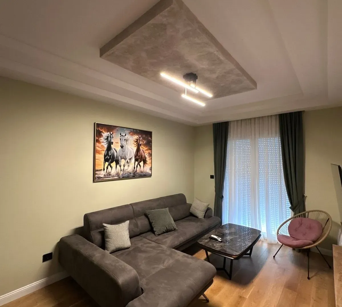 Izdavanje, jednosoban stan, 41m², Zagorič, Podgorica