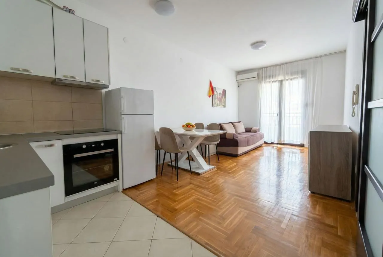 Stan-na-dan, dvosoban stan, 43m², Budva, Crna Gora