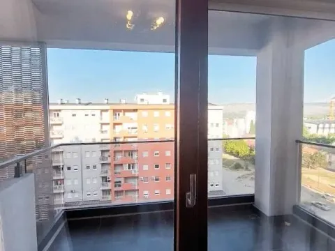 Izdavanje, jednosoban stan, 49m², Master Kvart, Podgorica - image 10