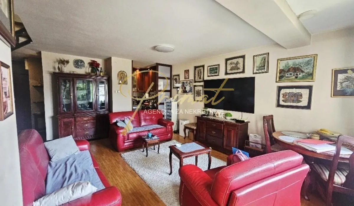 Prodaja, četvorosoban stan, 74m², Palilula Sve Podlokacije, Beograd