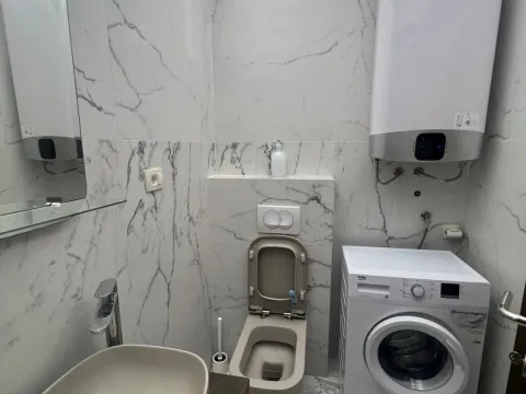 Izdavanje, jednosoban stan, 50m², Podkošljun, Budva - image 8