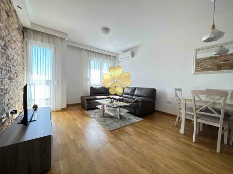 Izdavanje, jednosoban stan, 45m², City Kvart, Podgorica - image 3