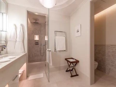 Prodaja, jednosoban stan, 80m², Porto Montenegro, Tivat - image 11