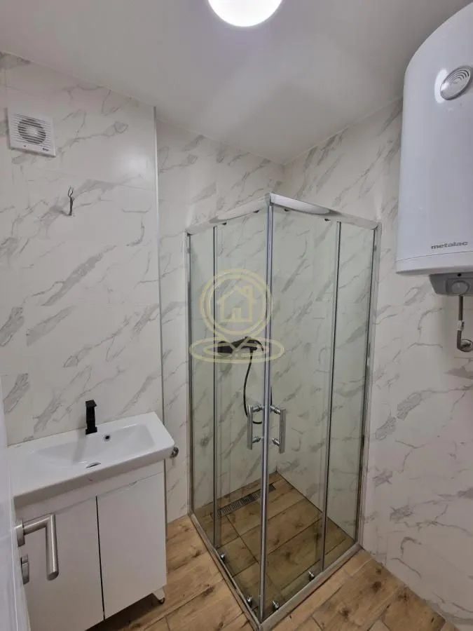 Prodaja, trosoban stan, 73m², Bulevar Oslobodjenja, Novi Sad Sve Podlokacije