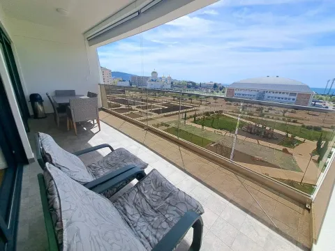 Izdavanje, jednosoban stan, 62m², Soho City, Bar - image 7