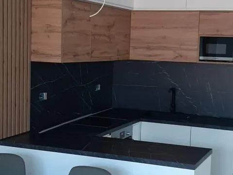 Prodaja, četvorosoban stan, 171m², Dobrota, Kotor - image 4