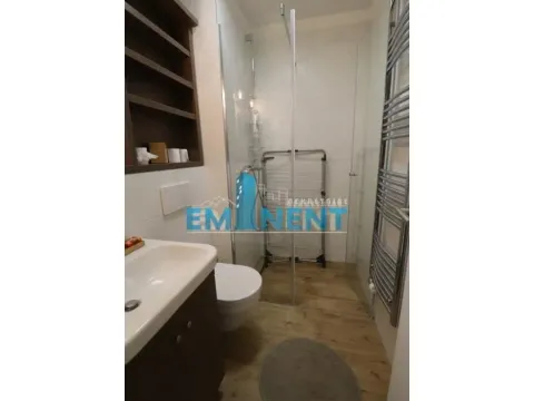 Izdavanje, trosoban stan, 76m², Novi Beograd Blok 67, Novi Beograd Sve Podlokacije - image 10