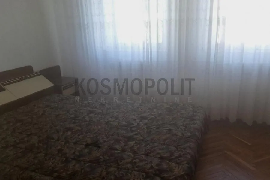 Prodaja, trosoban stan, 74m², Banovo Brdo, Beograd