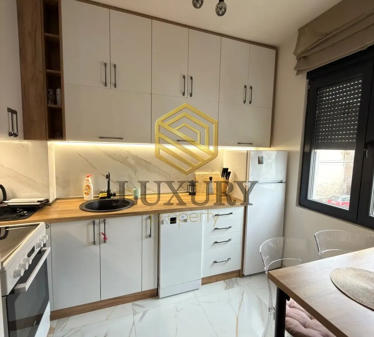Izdavanje, jednosoban stan, 39m², Krivi Most, Podgorica