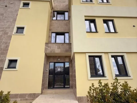 Prodaja, jednosoban stan, 49m², Tivat, Crna Gora - image 3