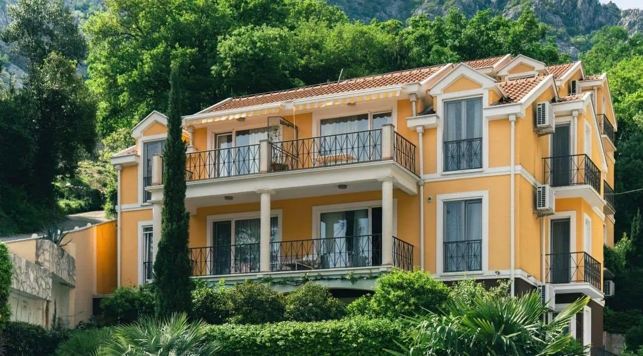 Prodaja, trosoban stan, 178m², Orahovac, Kotor