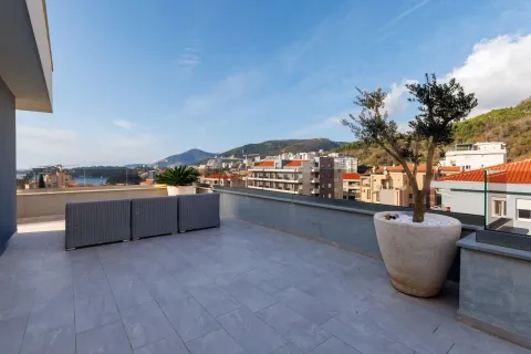 Sale, three bedroom apartment, 104m², Bečići, Budva - image 19