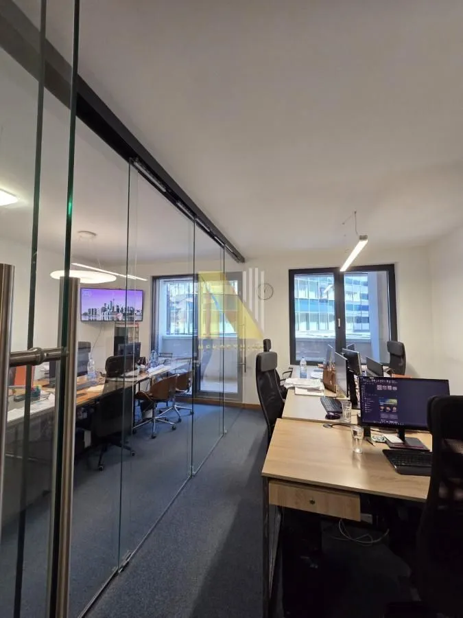 Rent, office space, 80m², Centar, Novi Sad