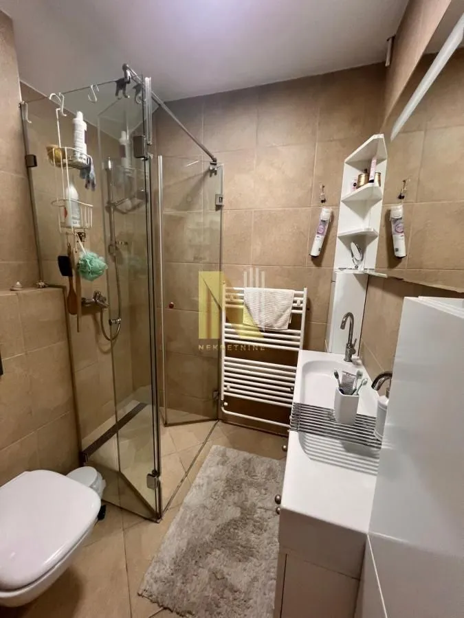 Prodaja, dvosoban stan, 89m², Stari grad, Novi Sad