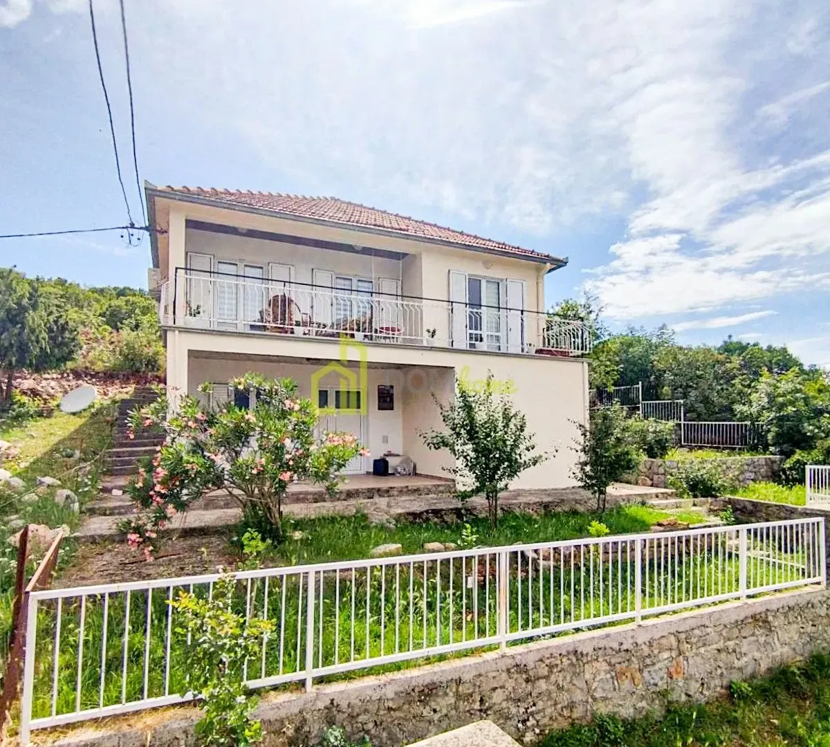 Rent, house, 170m², Lješevići, Kotor