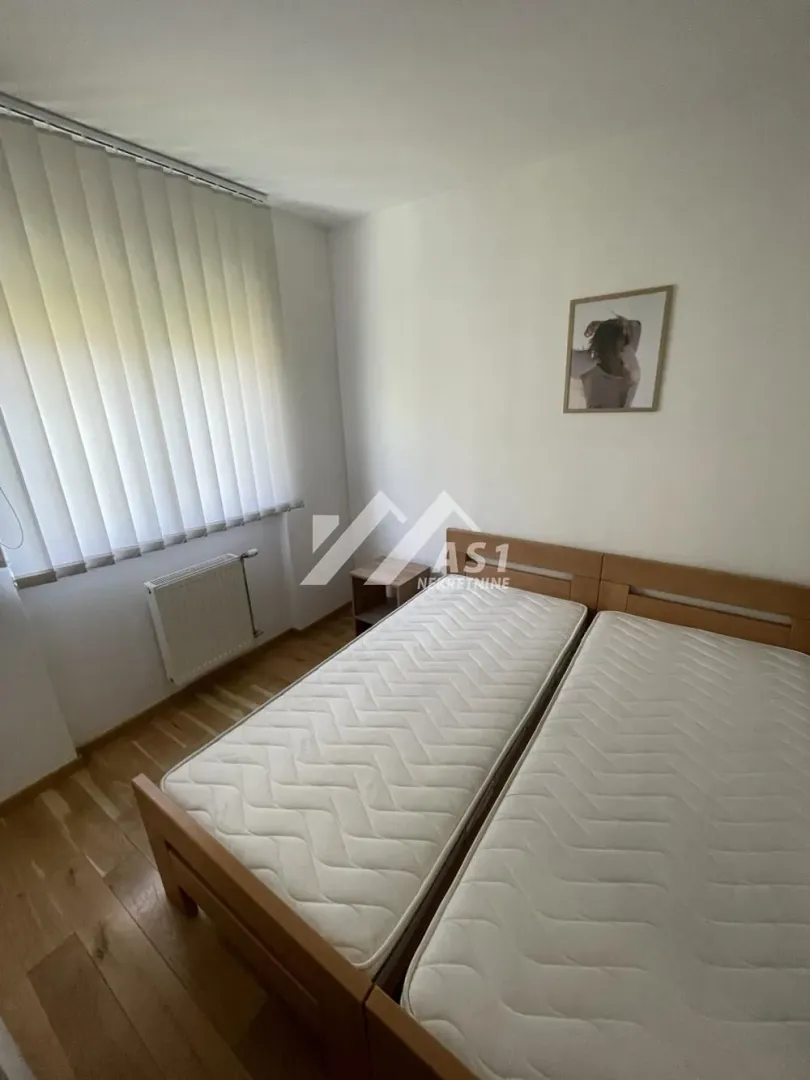 Izdavanje, dvosoban stan, 40m², Grbavica, Novi Sad Sve Podlokacije