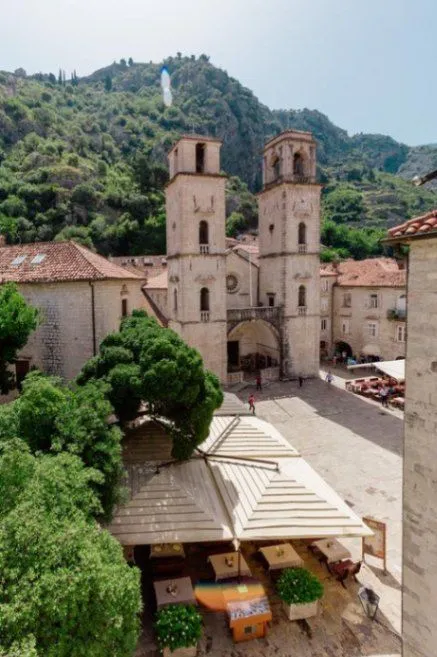 Prodaja, dvosoban stan, 62m², Stari Grad Kotor, Kotor