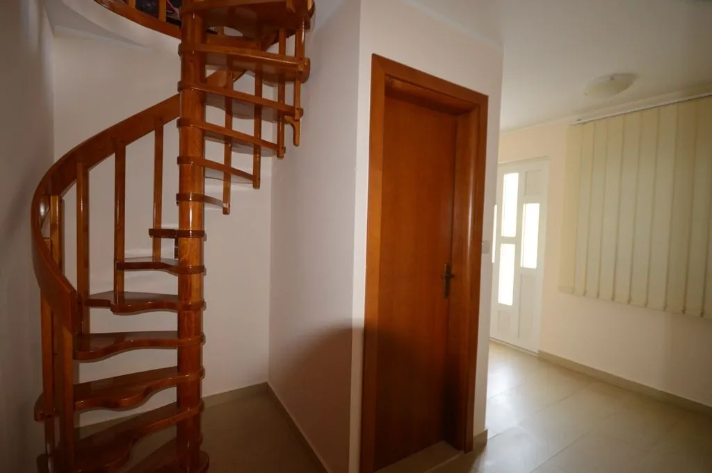 Prodaja, kuća, 285m², Đenovići, Herceg Novi