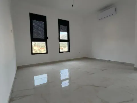 Sale, one bedroom apartment, 56m², Čeluga, Bar - image 7