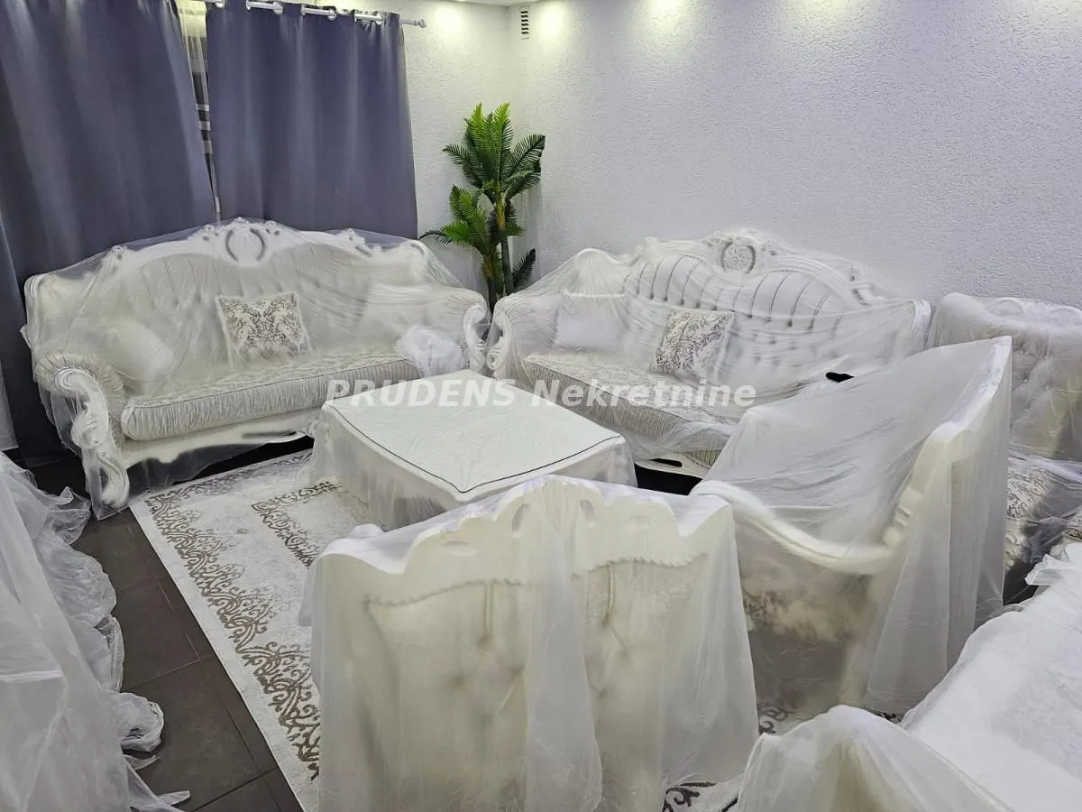 Sale, house, 218m², Surčin, Beograd